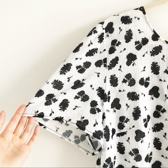 😊4/$20 NWOT Spense Black White Floral Gingham Top 1X - Picture 5 of 11